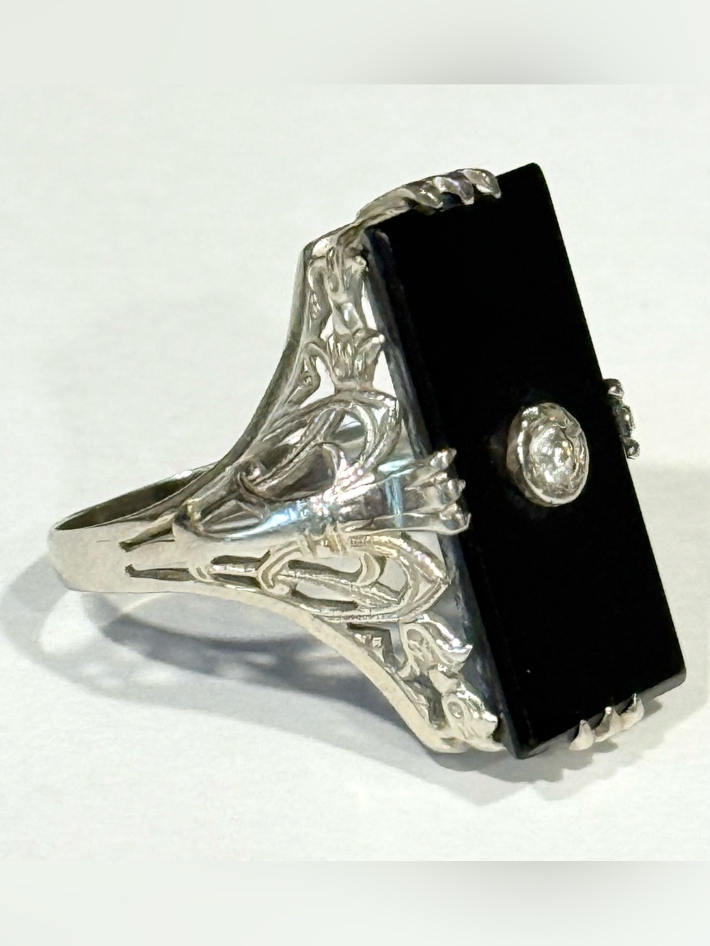 Antique 14K White Gold Black Onyx & Diamond Art Deco Filigree Vtg Ring Size 6